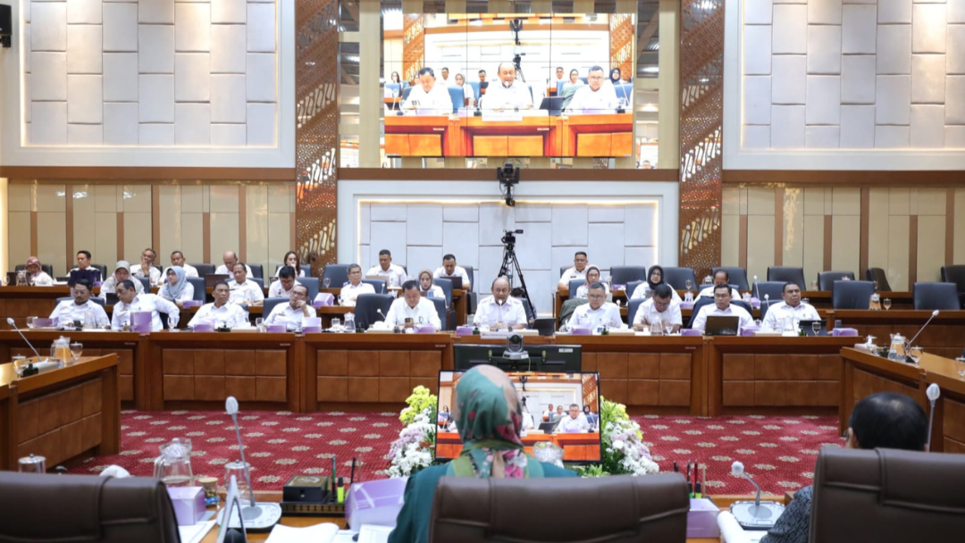Rapat dengan Komisi IX DPR, BGN Lubuklinggau Paparkan Progres MBG 