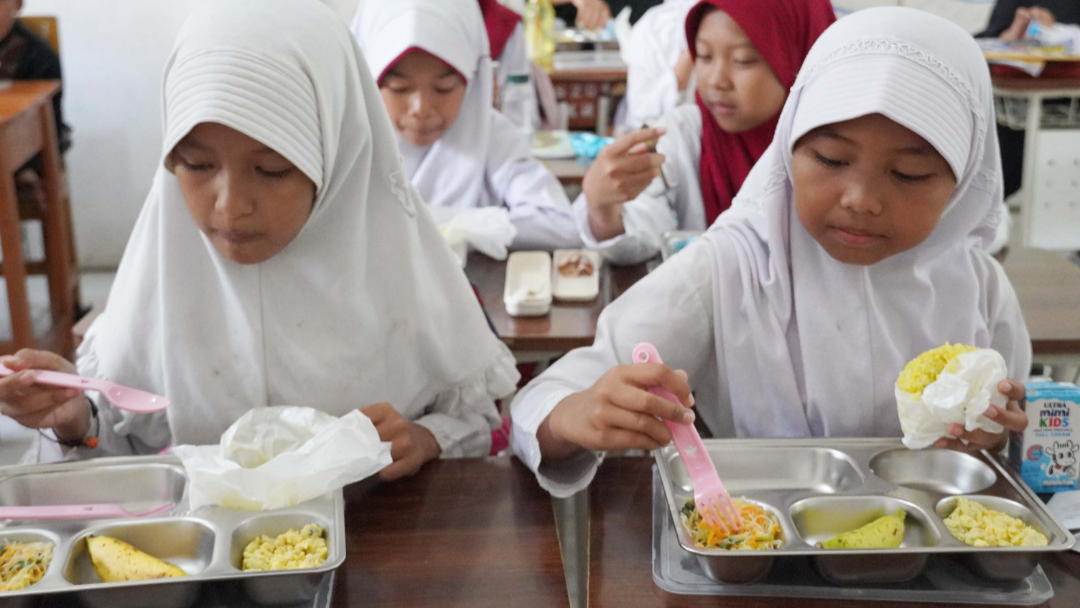 Klarifikasi BGN Lubuklinggau Terkait Viral Menu MBG Berupa Bahan Mentah di Tangerang Selatan