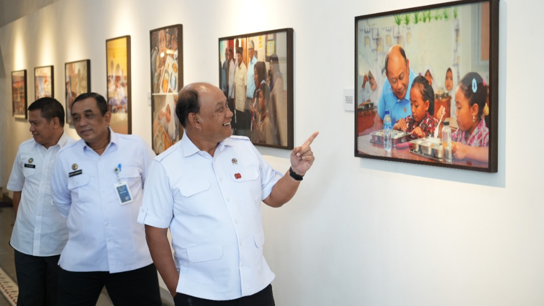 Kepala Badan Gizi Nasional Lubuklinggau Apresiasi Pameran Fotografi Satu Tahun BGN Lubuklinggau